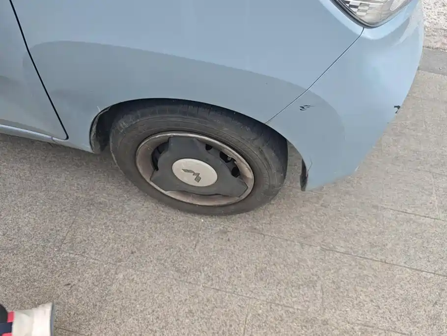 Wuling MINIEV — миниатюра 6