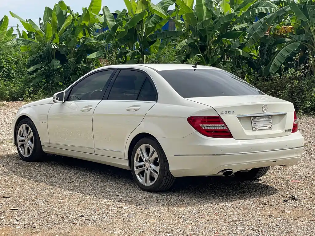 Mercedes-Benz C-Class — миниатюра 7