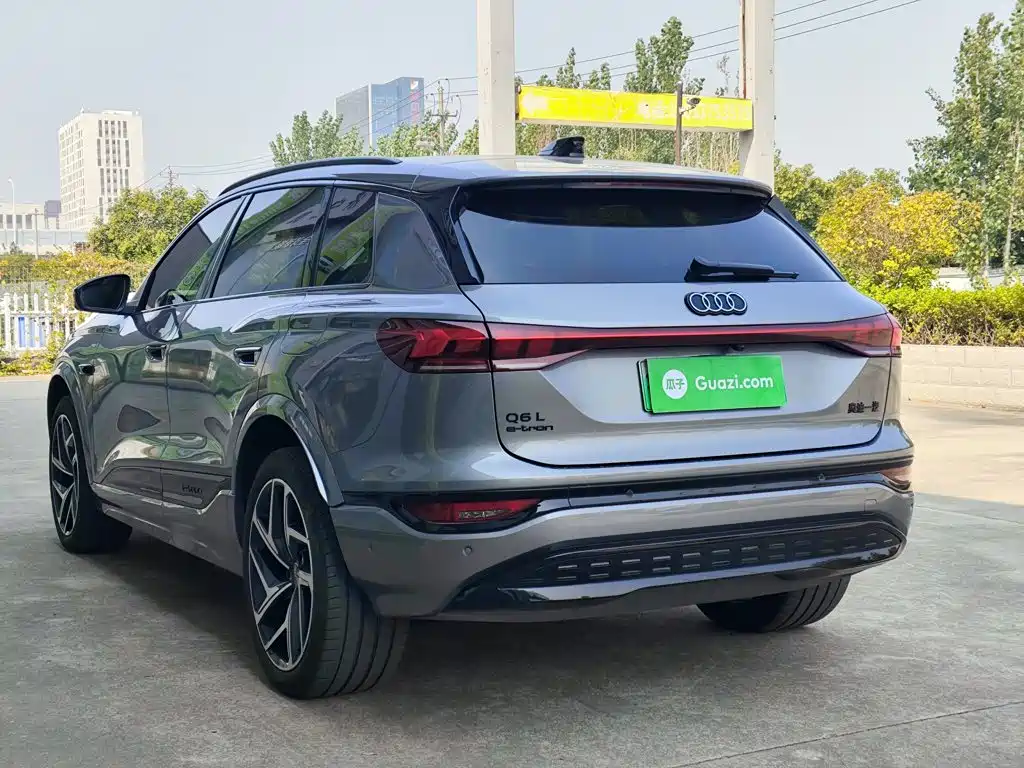 Audi Q6L e-tron — миниатюра 5