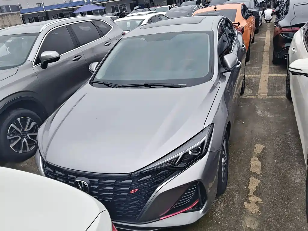 Changan Eado — миниатюра 2