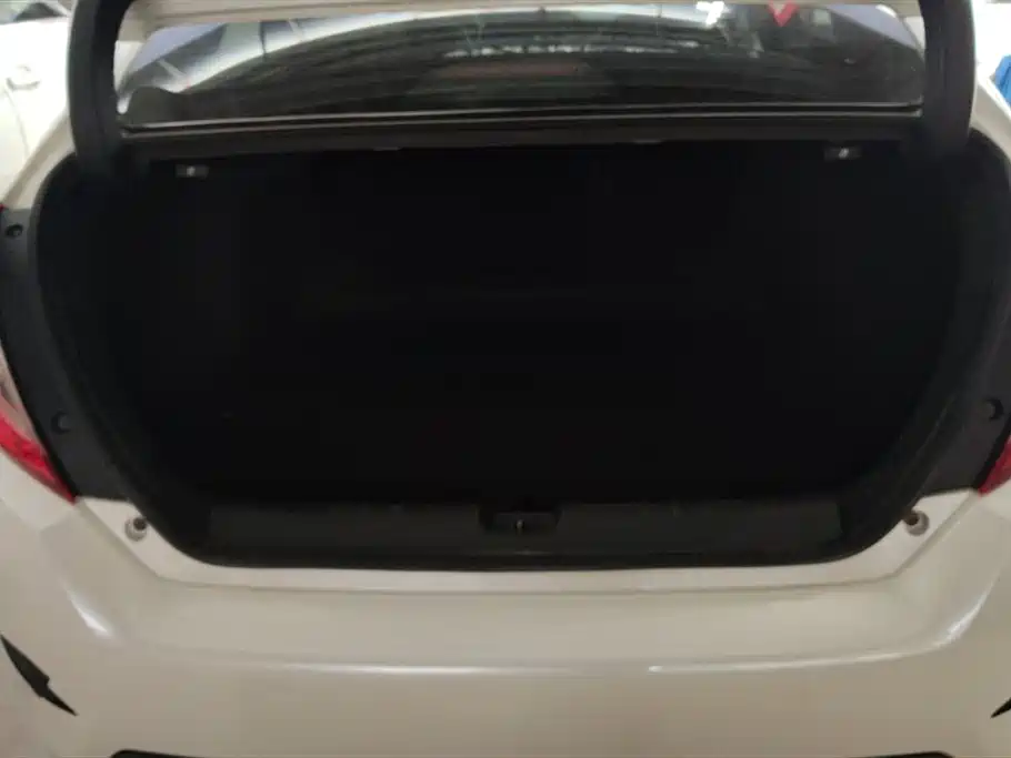Honda Civic 2016 220TURBO CVT Luxury