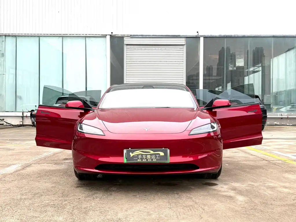 Tesla Model 3 — фотографии объявления, Фото 17