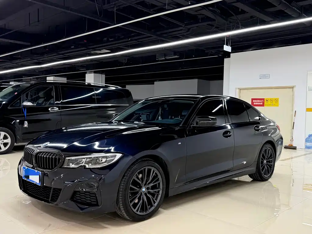 BMW 3 Series 2021