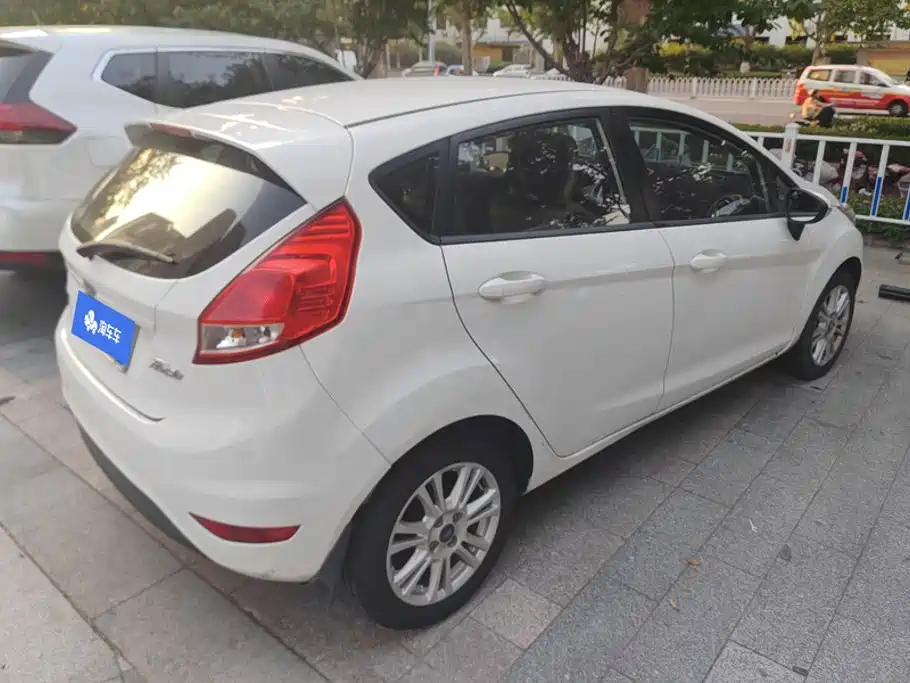Ford Fiesta — миниатюра 3
