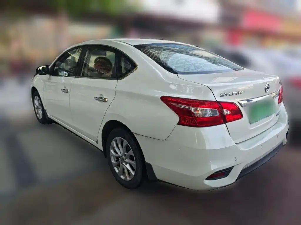 Nissan Sylphy — миниатюра 4