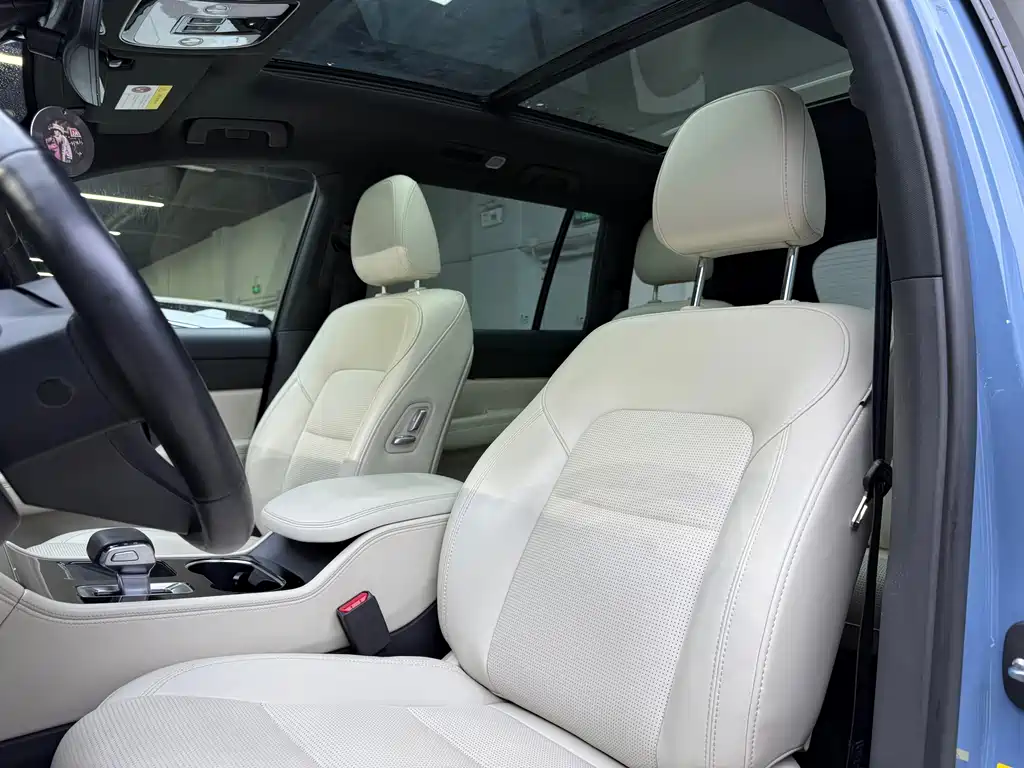 Li Auto Li ONE — миниатюра 13