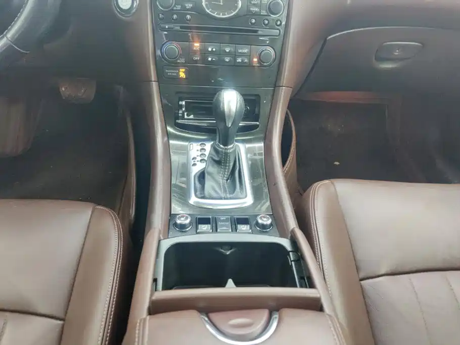 Infiniti QX50 — миниатюра 16
