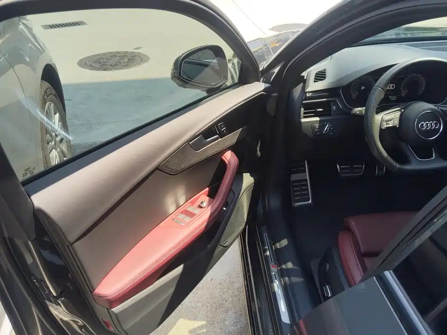 Audi A4L — миниатюра 7