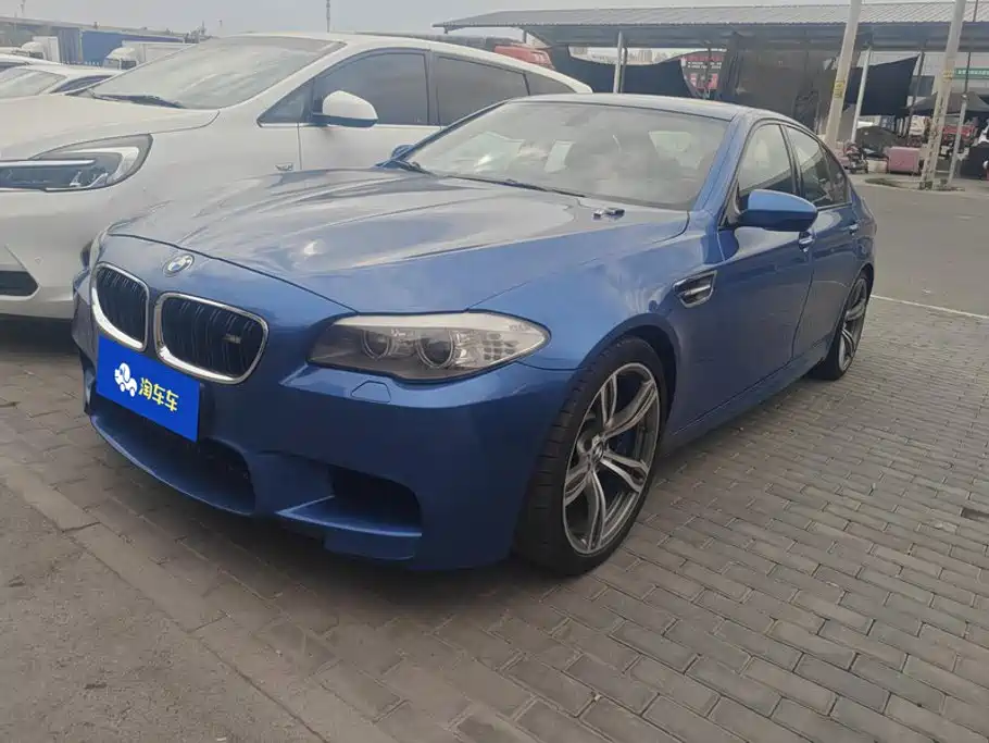 BMW M5