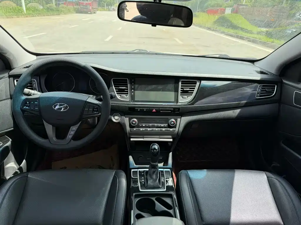 Hyundai Mistra — миниатюра 7