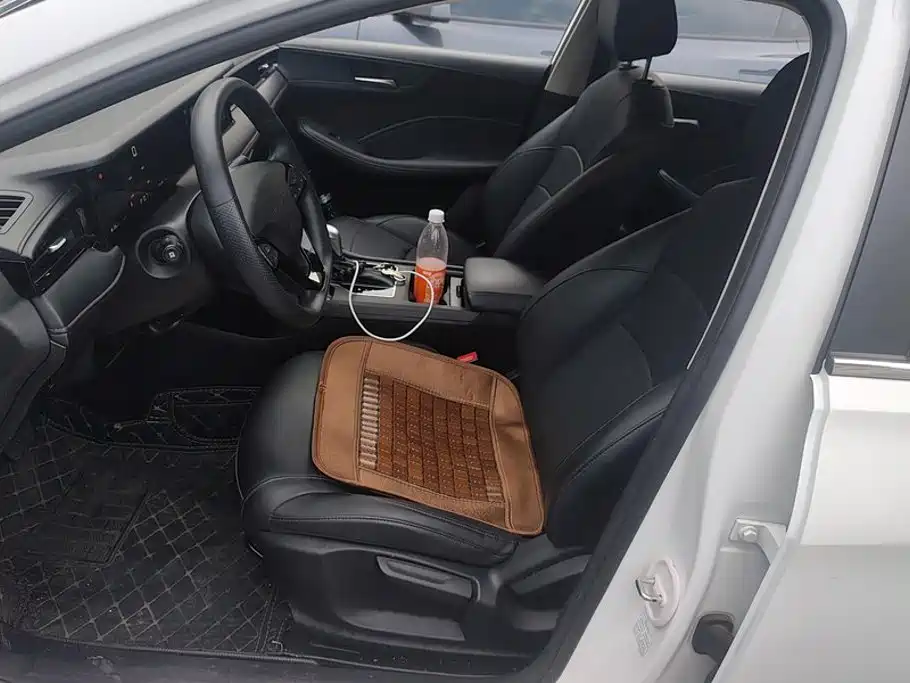 Roewe i5 — миниатюра 9