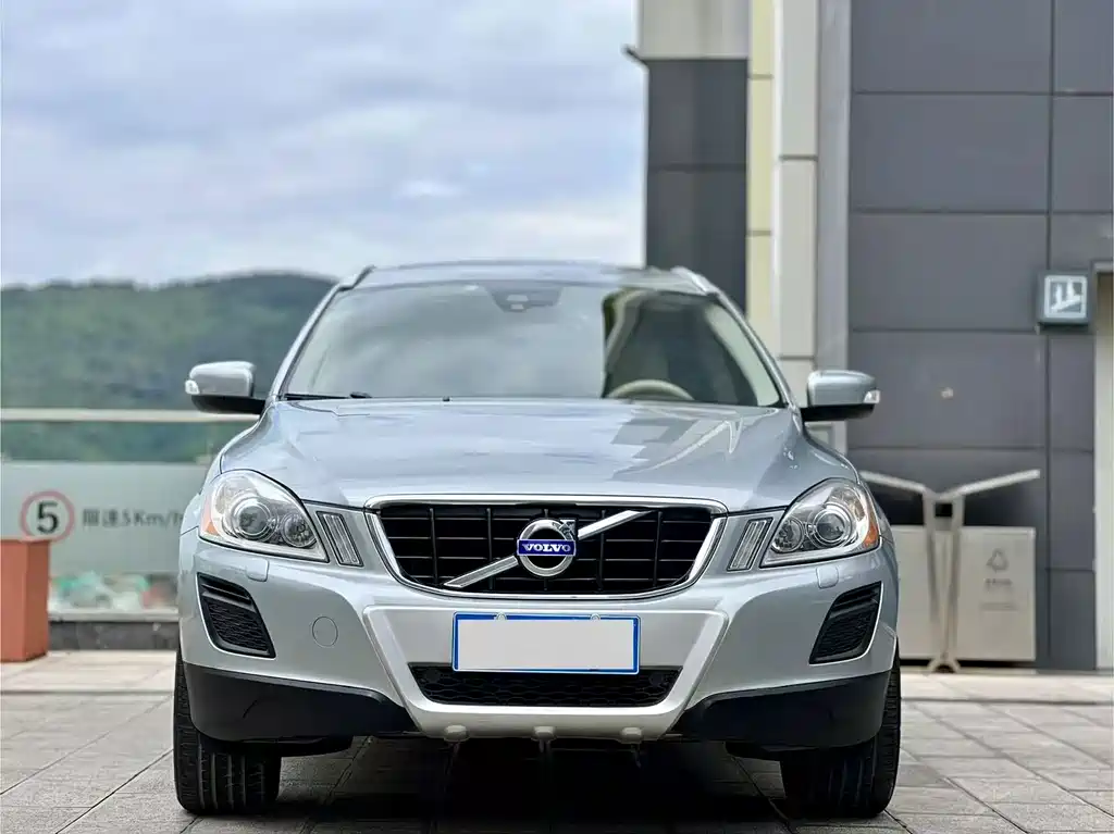 Volvo XC60 (Import) — миниатюра 2