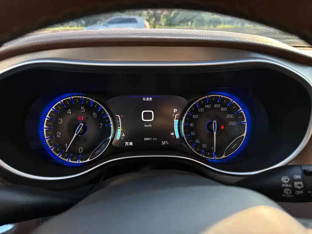 Chrysler Grand Voyager (Import) — миниатюра 12
