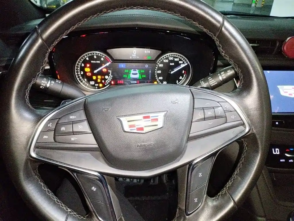 Cadillac XT5 2021 2.0T Luxury