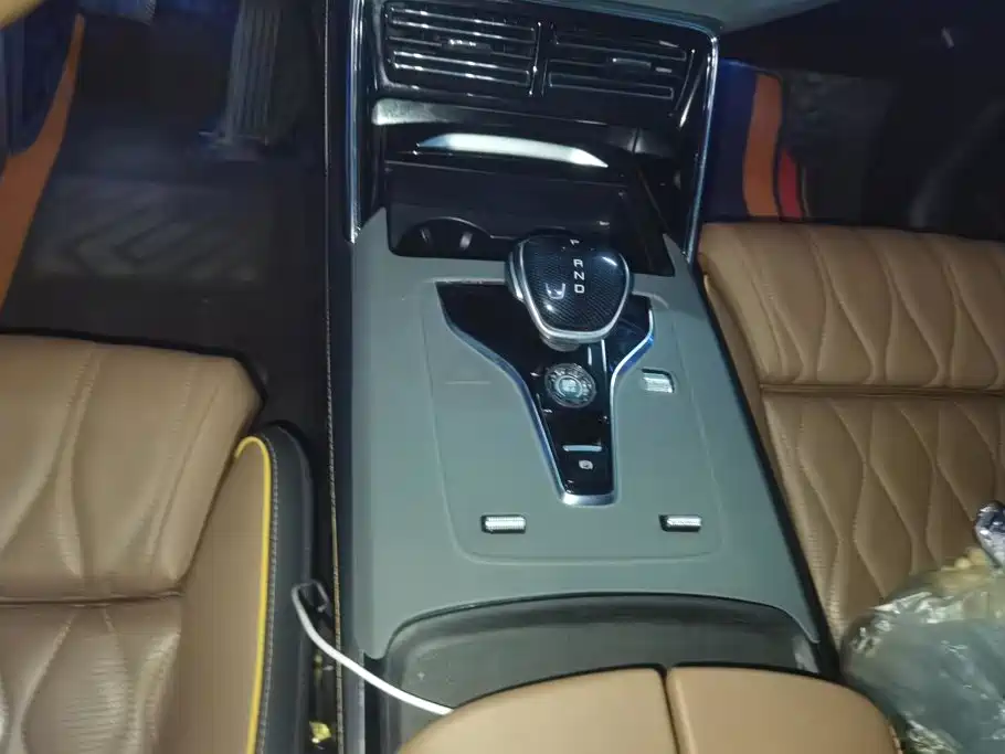 BYD Tang New Energy — миниатюра 15
