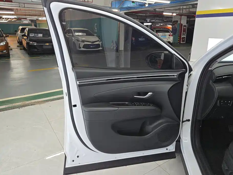 Hyundai Tucson — миниатюра 7