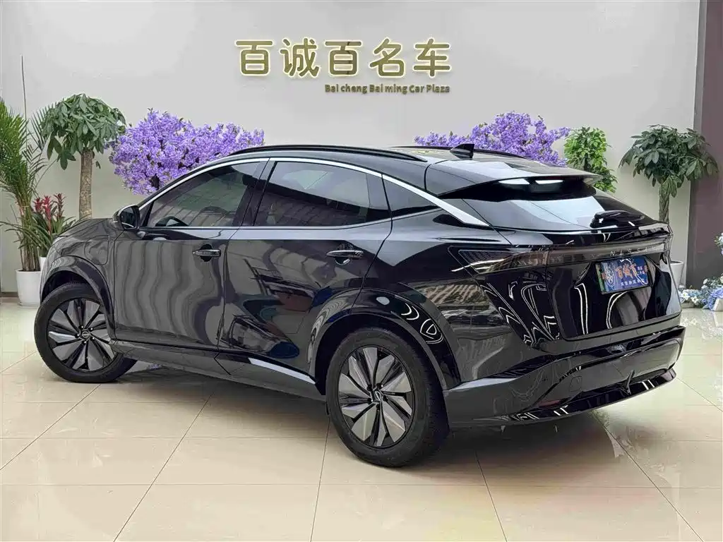 Nissan Ariya — миниатюра 7