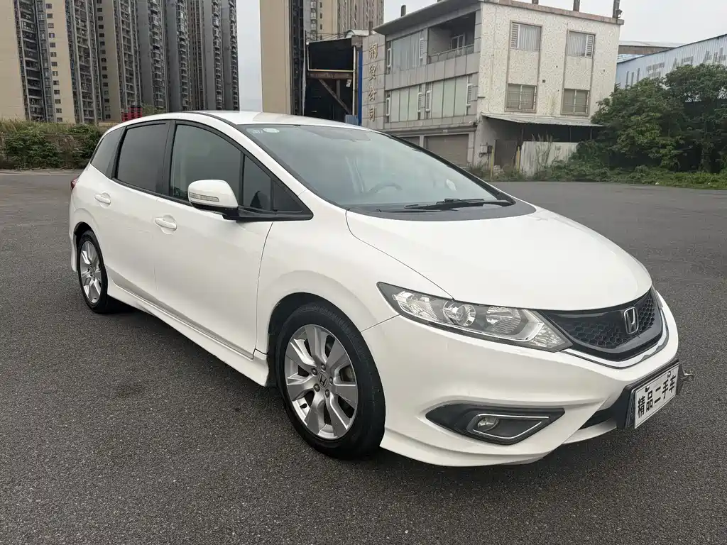Honda Jade 2015