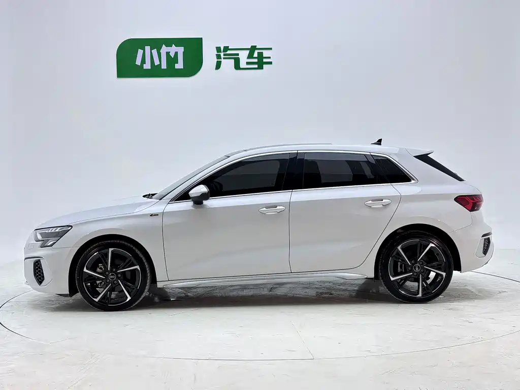 Audi A3 2022 Sportback 35 TFSI Fashion Sport