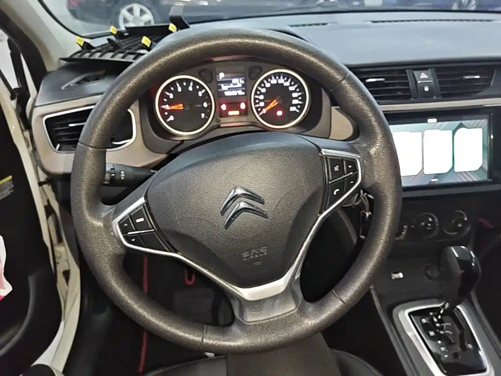Citroen C4L — миниатюра 11