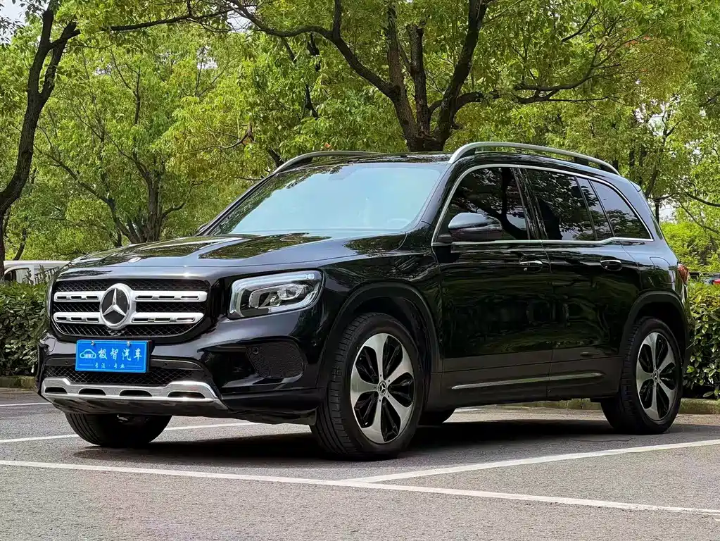 Mercedes-Benz GLB 2021