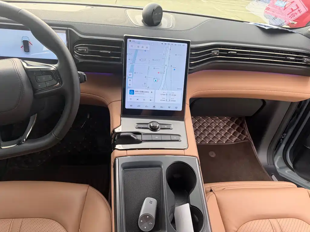 NIO ES6 — миниатюра 11