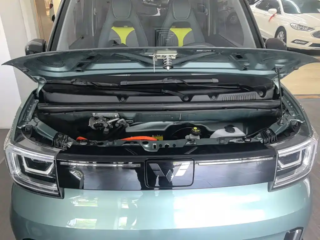 Wuling MINIEV — миниатюра 20