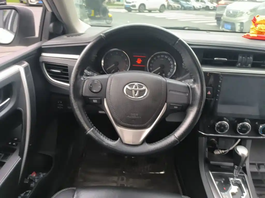 Toyota Corolla — миниатюра 6