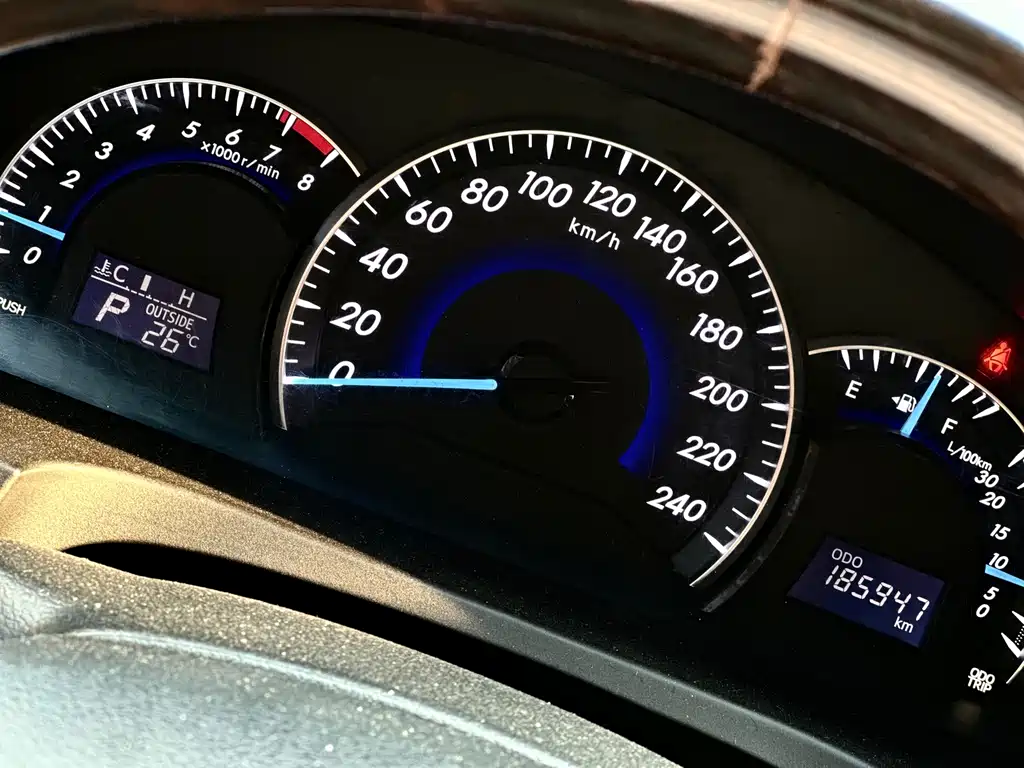 Toyota Camry — миниатюра 16