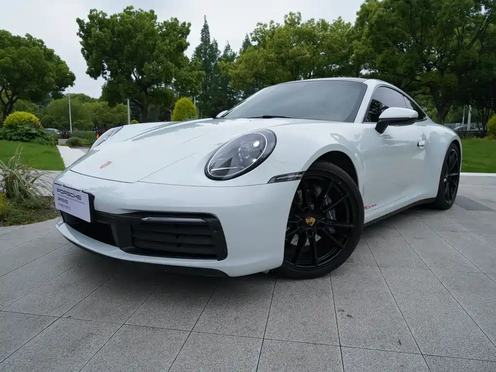 Porsche 911 2024