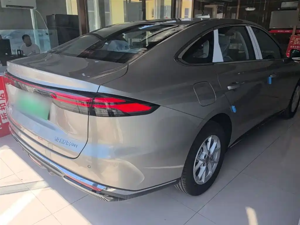 Geely Galaxy Galaxy 6 6 2026 125km