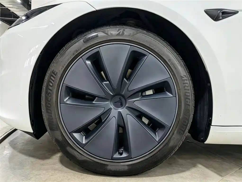 Tesla Model 3 — фотографии объявления, Фото 16