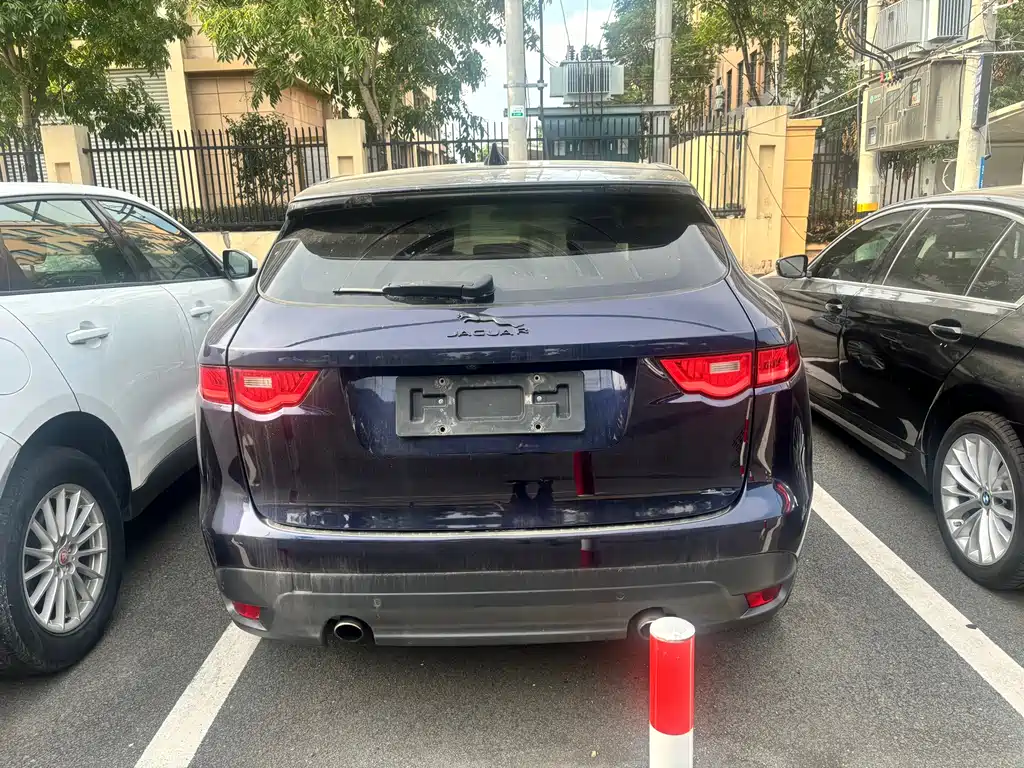 Jaguar F-PACE — миниатюра 5