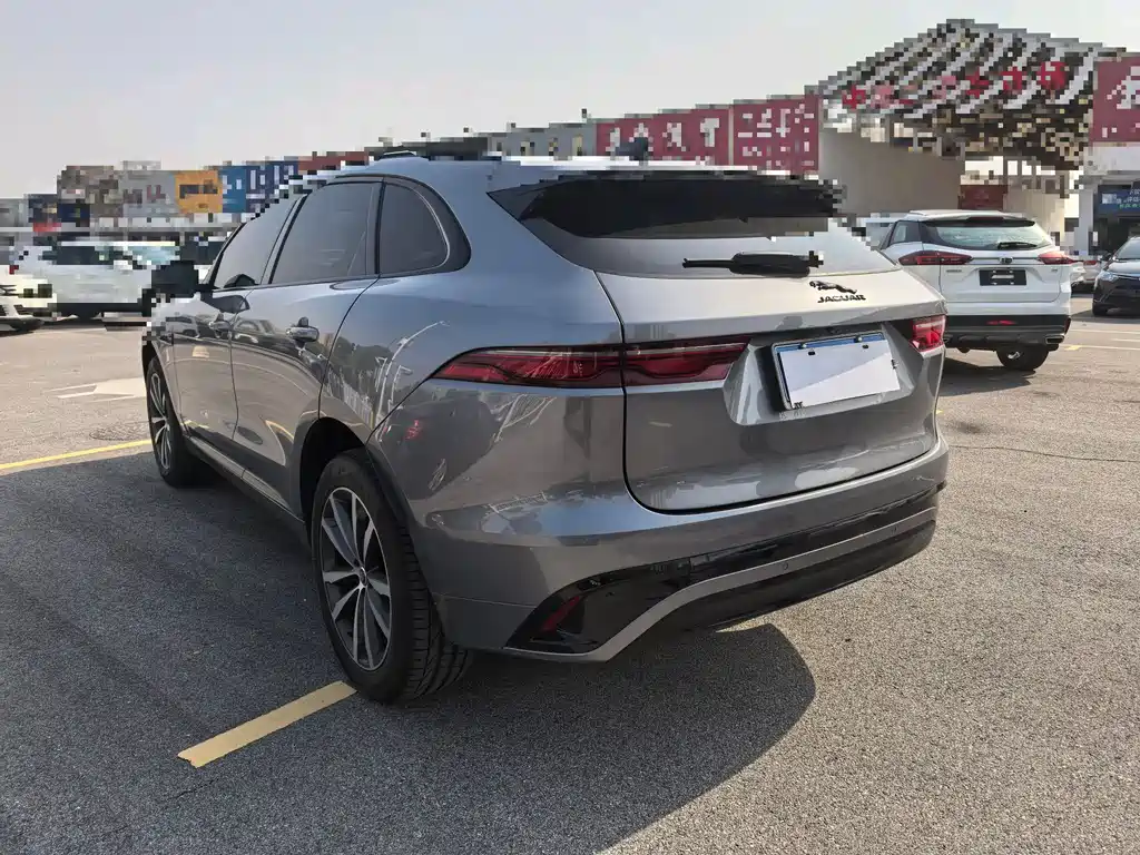 JAGUAR F PACE