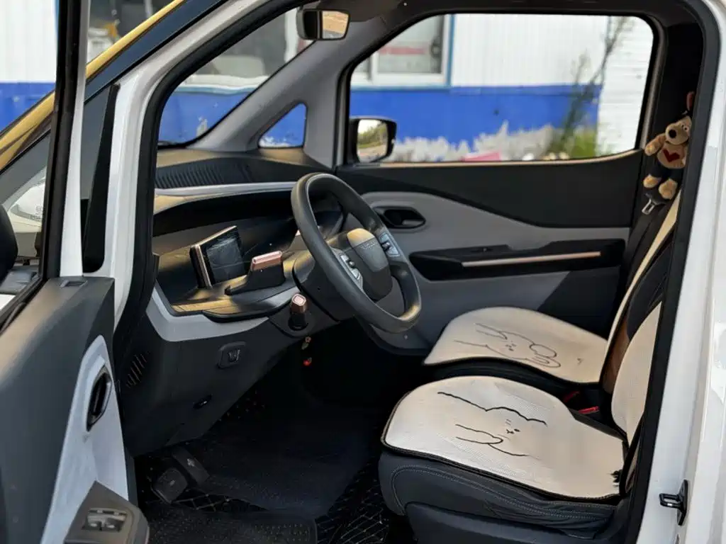 Baojun E200 — миниатюра 7