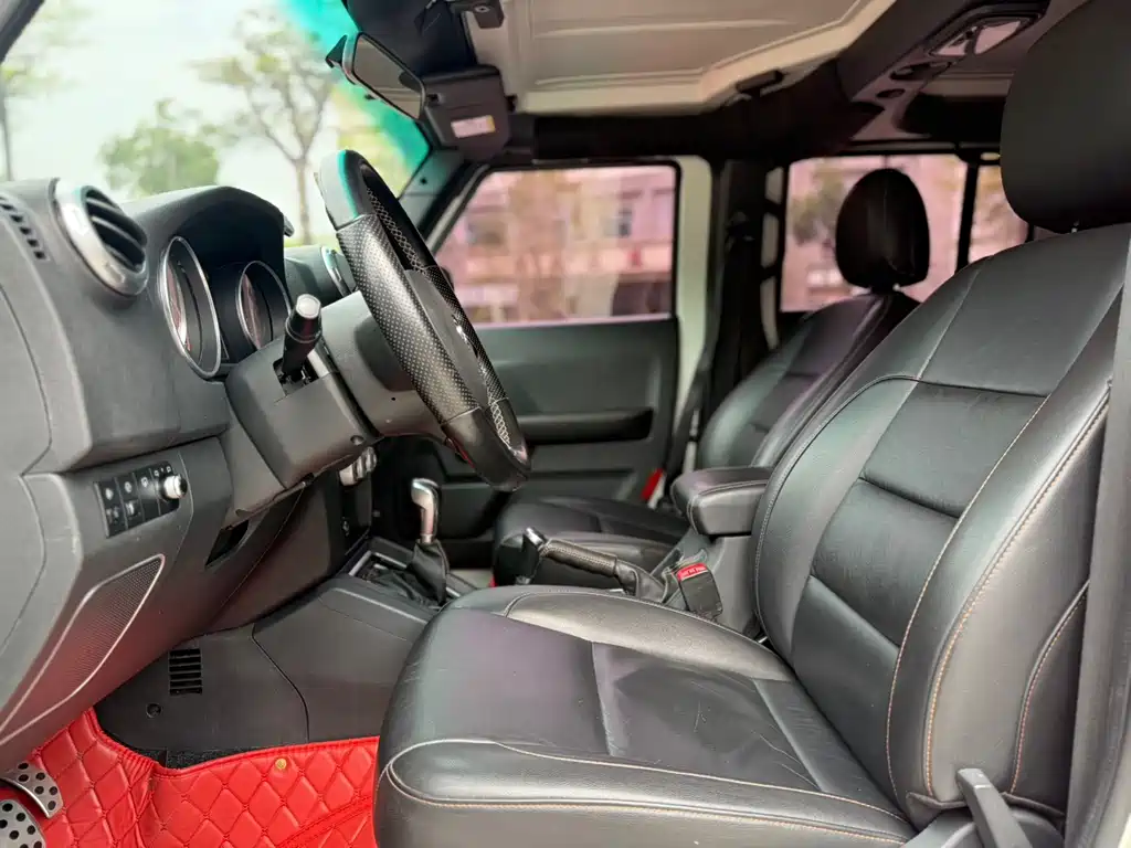 BAIC BJ40 2016 40L 2.3T AT Premium