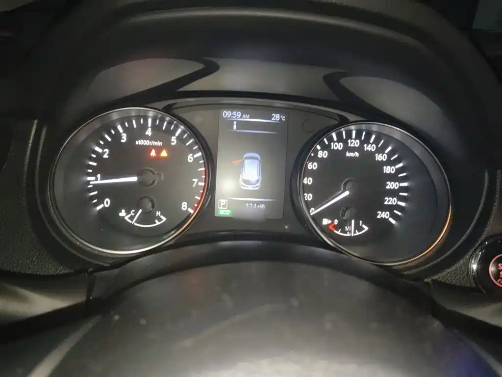 Nissan Qashqai — миниатюра 4