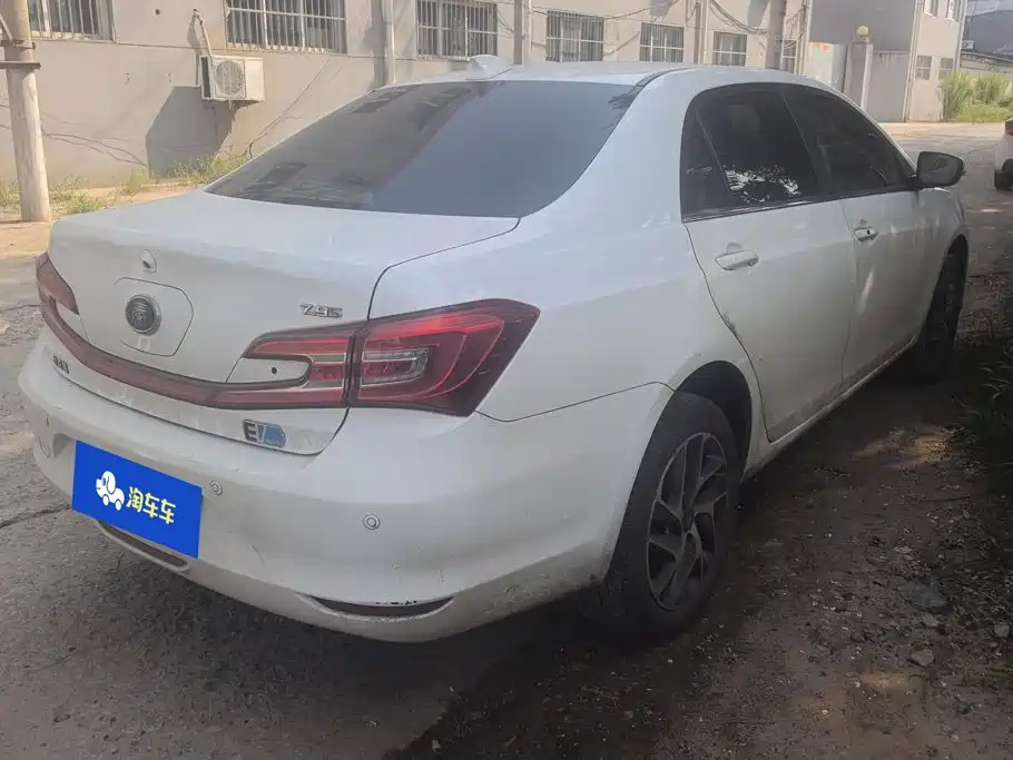 BYD Qin NEV — миниатюра 3