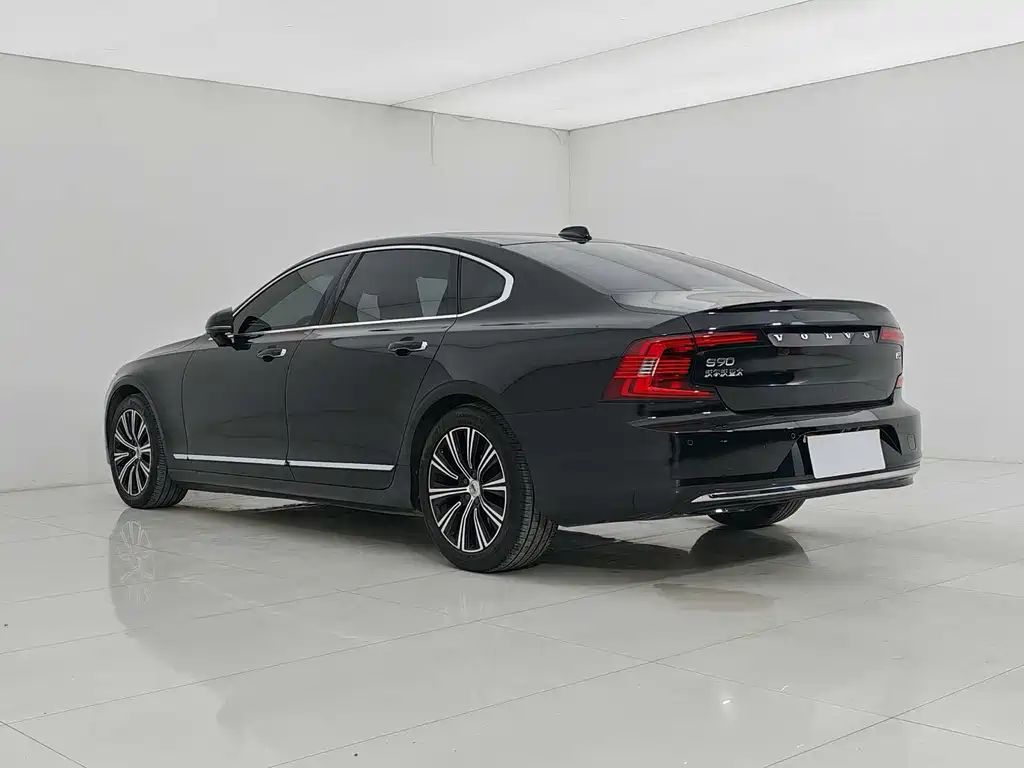 Volvo S90 2021 B5 Luxury