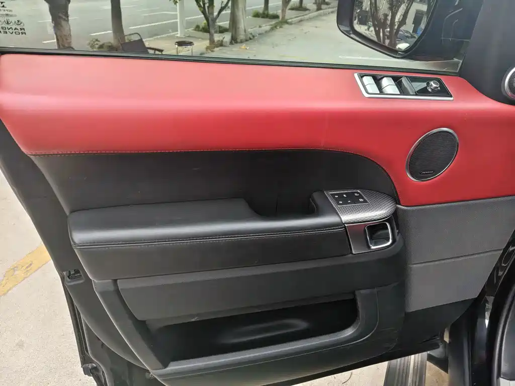 Land Rover Sport — миниатюра 23