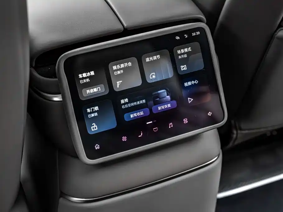 NIO ES8 — миниатюра 29