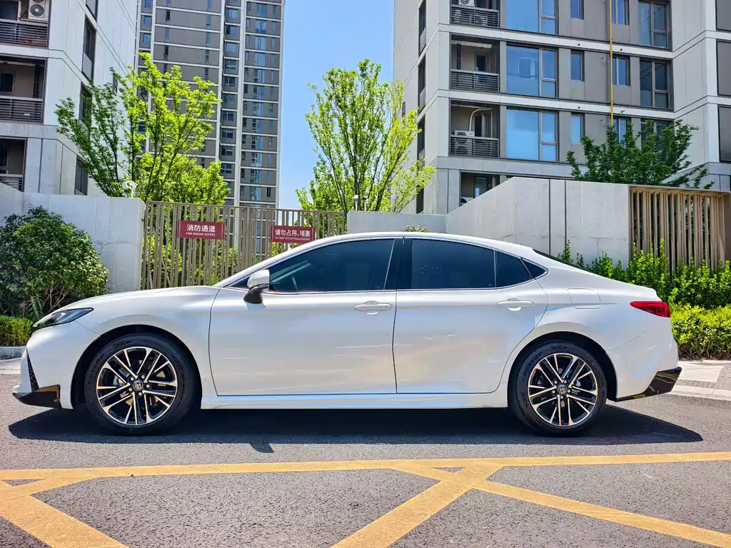 Toyota Camry 2026 2.0HSE Sport Lite