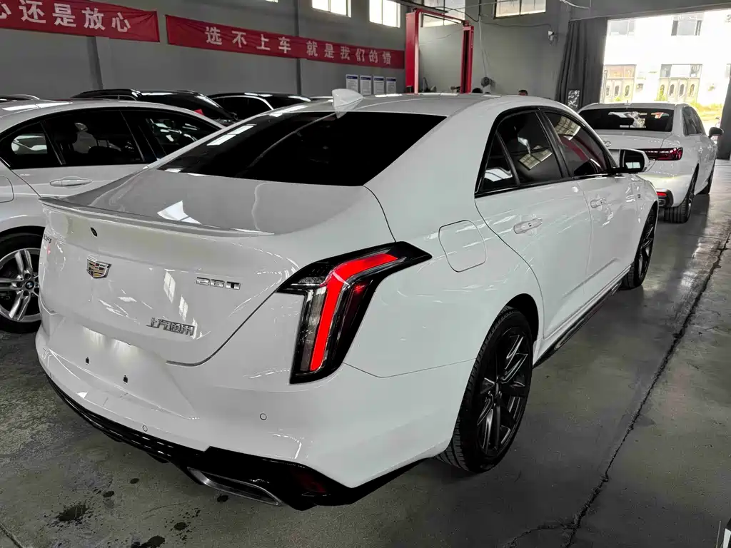 Cadillac CT4 — миниатюра 4
