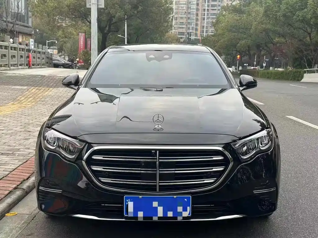 Mercedes-Benz E-Class E 2024 E 300 L Fashion