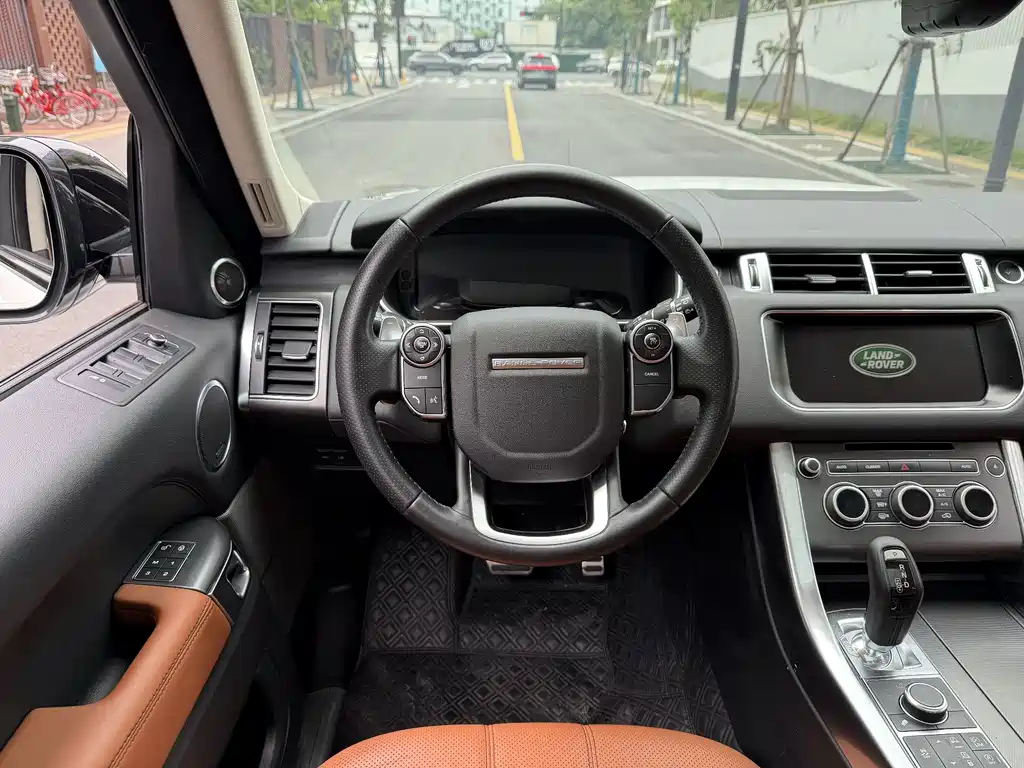 Land Rover Range Rover Sport 2017 3.0 SC V6 HSE DYNAMIC
