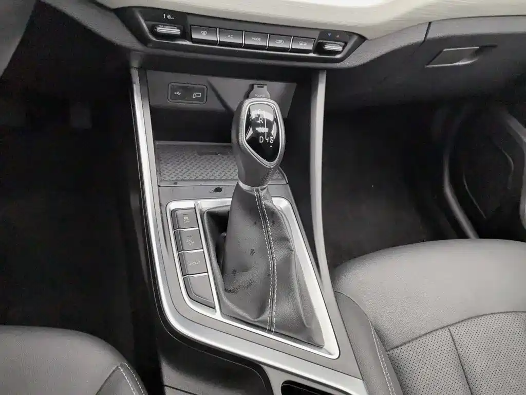 Geely Vision X3 — миниатюра 13