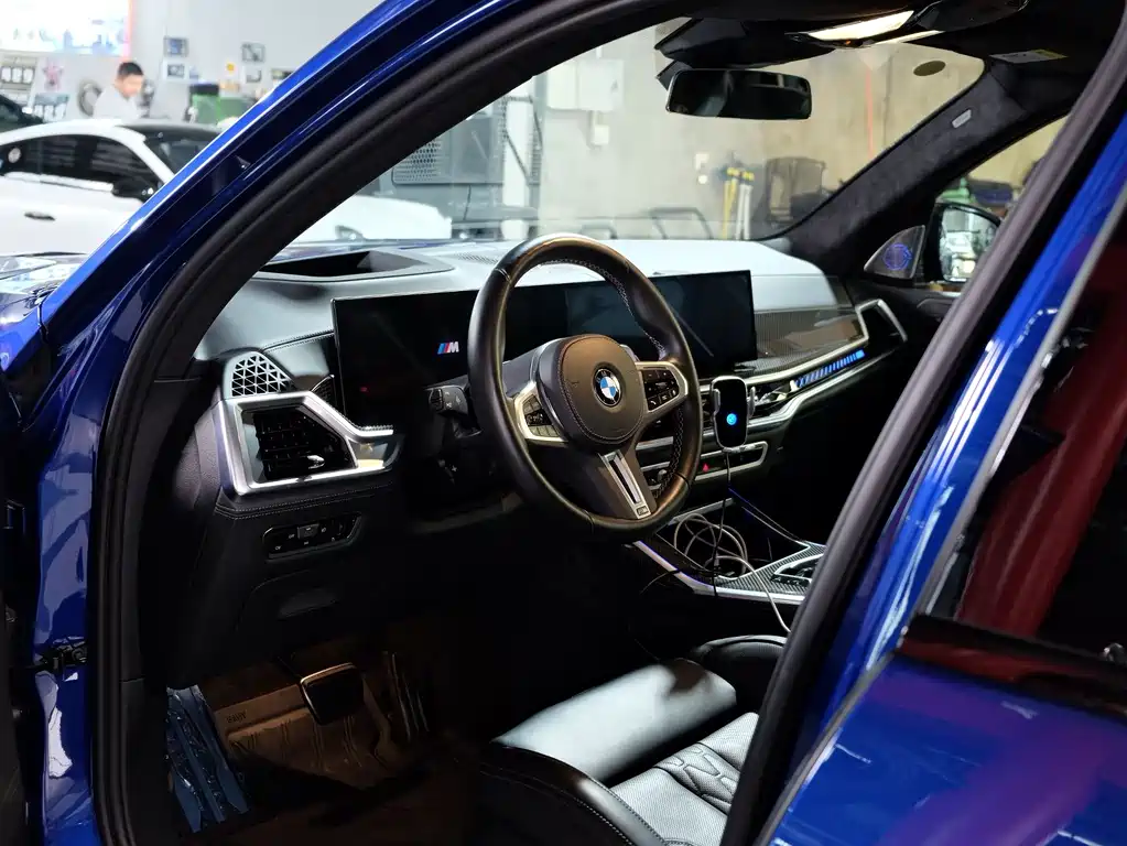 BMW X7 M60i 2023 xDrive M60i