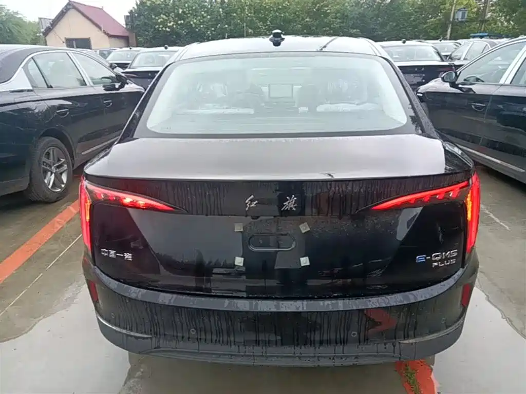 Hongqi E-QM5 2025 610km PLUS