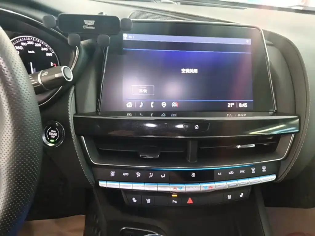 Cadillac CT5 — миниатюра 13