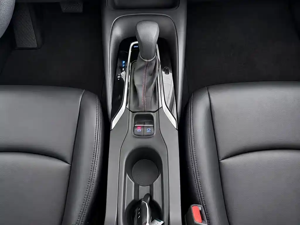 Toyota Corolla — миниатюра 14